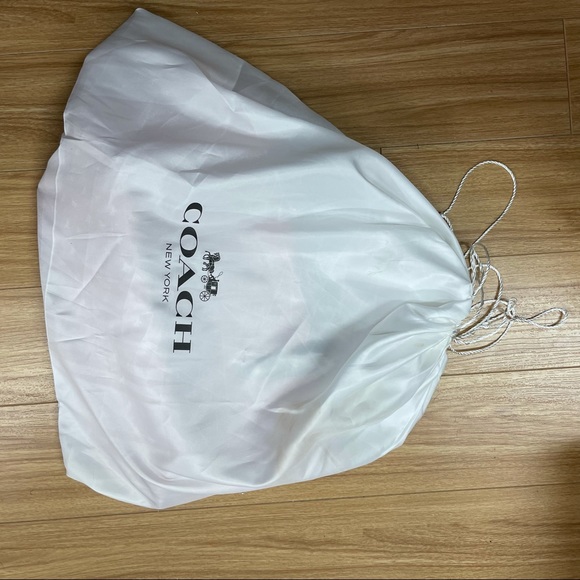 Coach - Pink leather butterfly shoulder tote bag - Picture 12 of 14